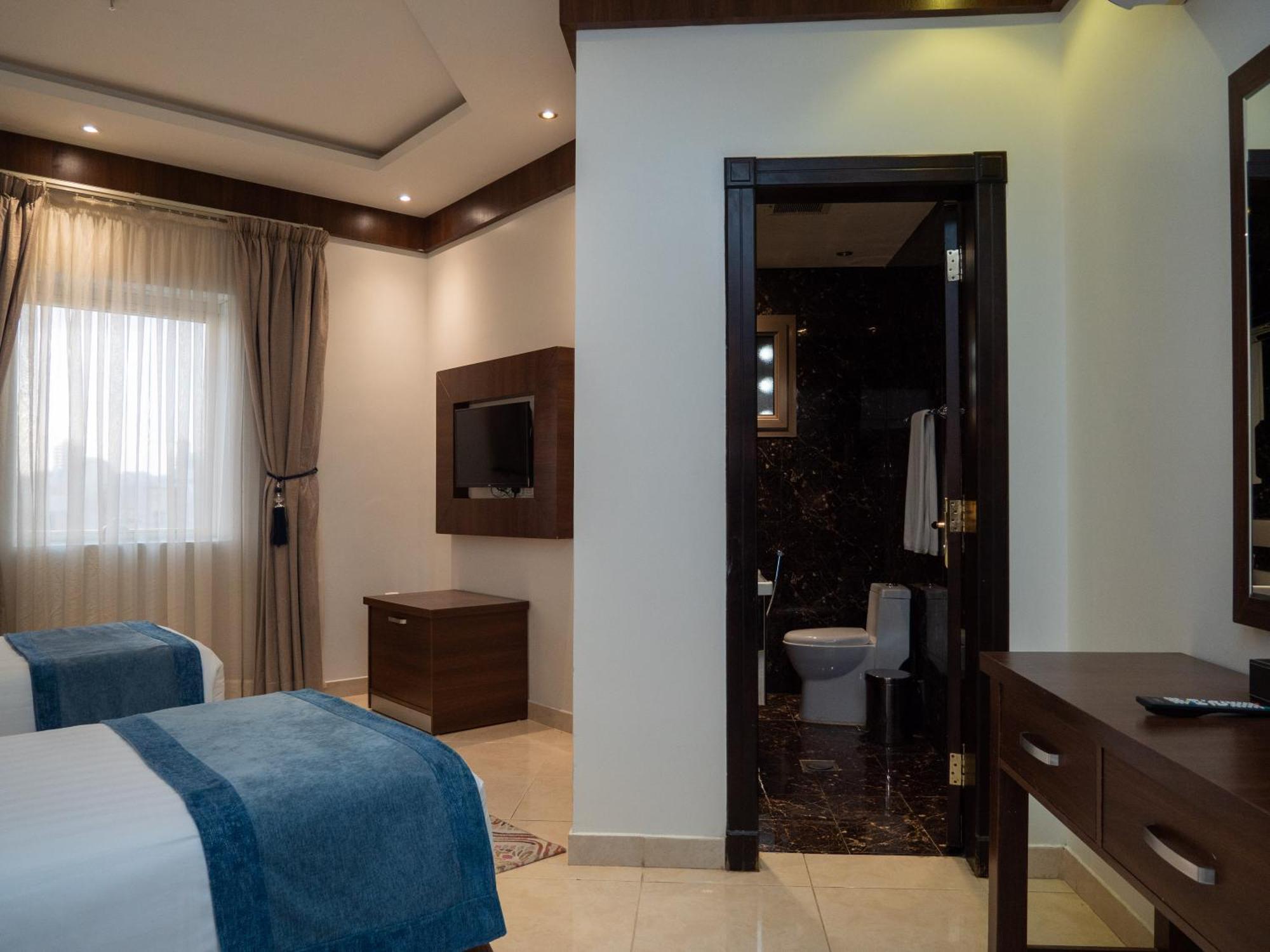 INNYAR Hotel Riyadh فندق إنيار الرياض Zewnętrze zdjęcie