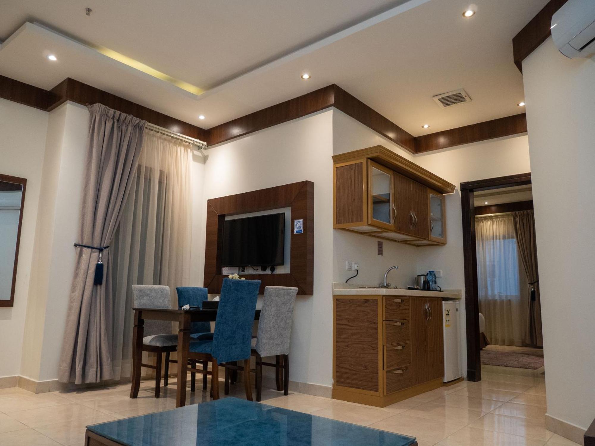INNYAR Hotel Riyadh فندق إنيار الرياض Zewnętrze zdjęcie